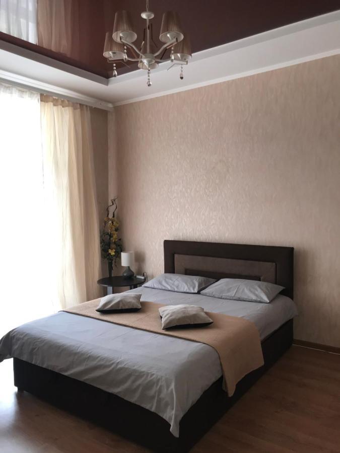 Rent Apartment In The Center Of Chernihiv Exterior photo