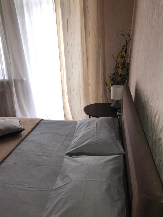 Rent Apartment In The Center Of Chernihiv Exterior photo