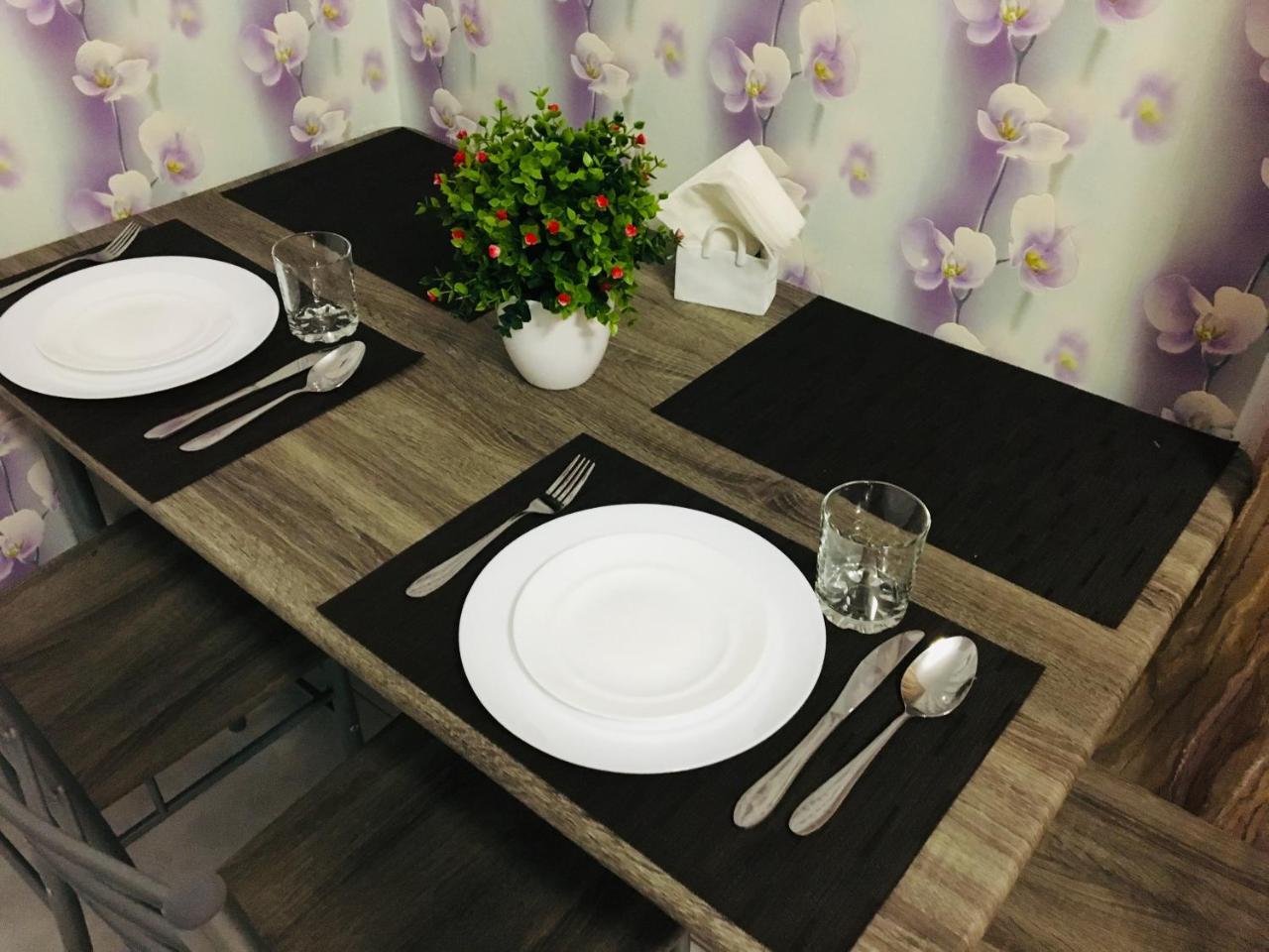 Rent Apartment In The Center Of Chernihiv Exterior photo